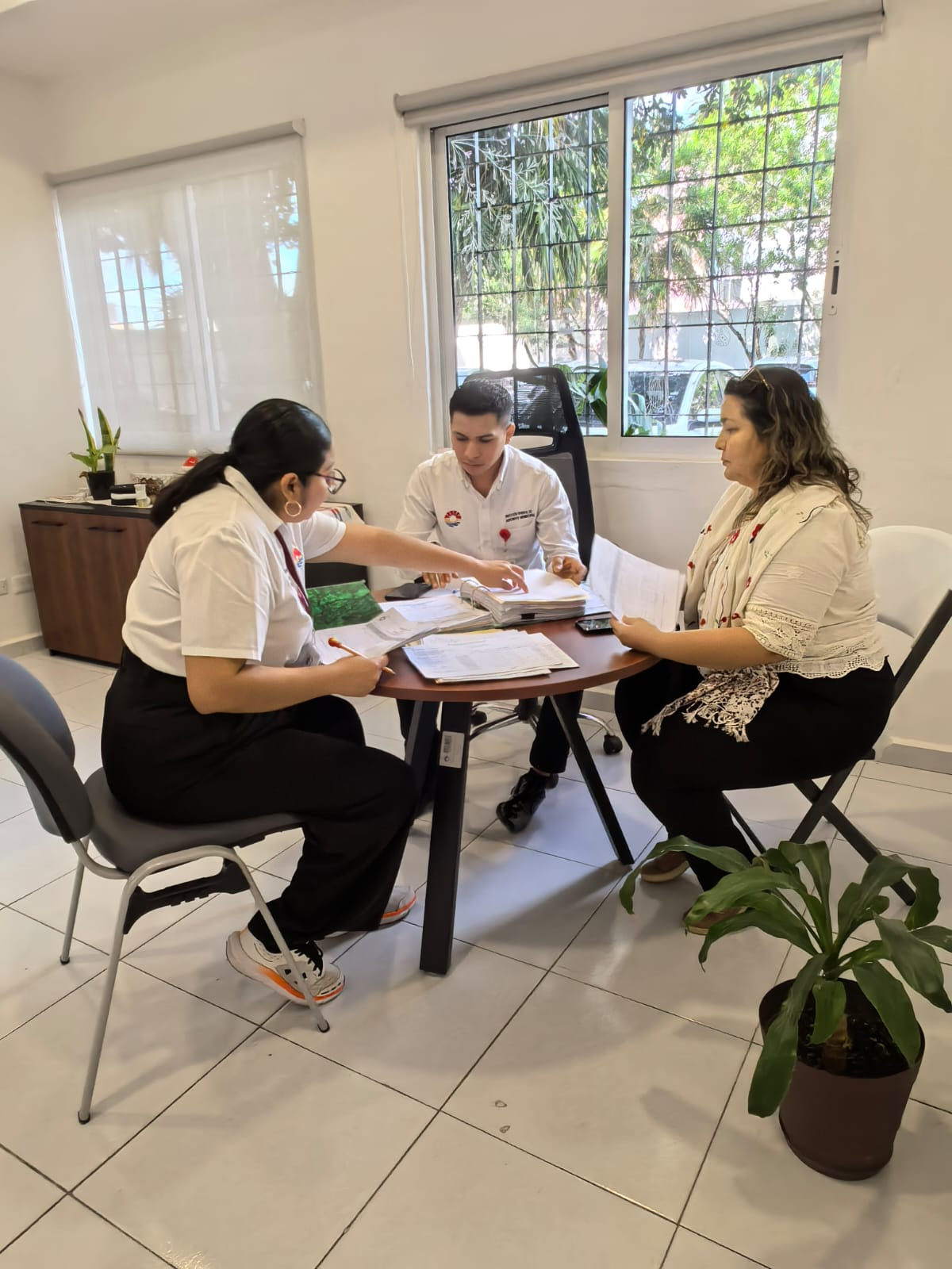 uploads/6/32/01 (2775).Jpeg